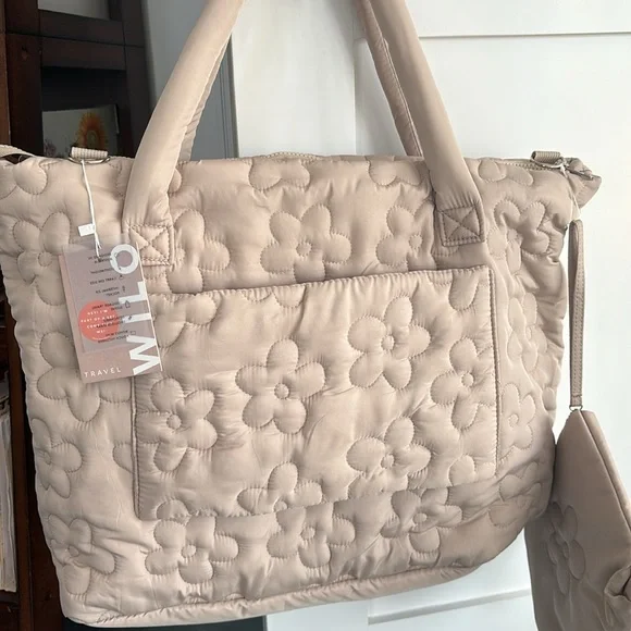 NWT Wilo the Label Floral Daisy Puffer Bag - Picture 6 of 16